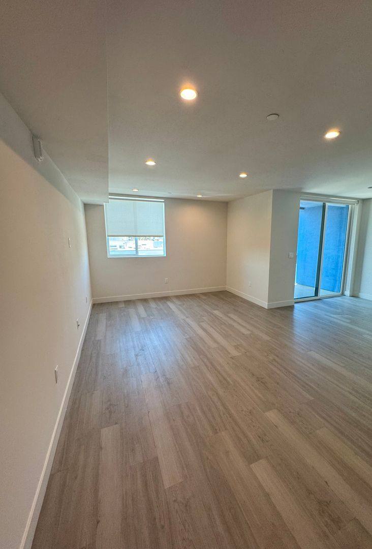 Apartment for rent at 132 Rosemont Ave, Los Angeles, CA 90026