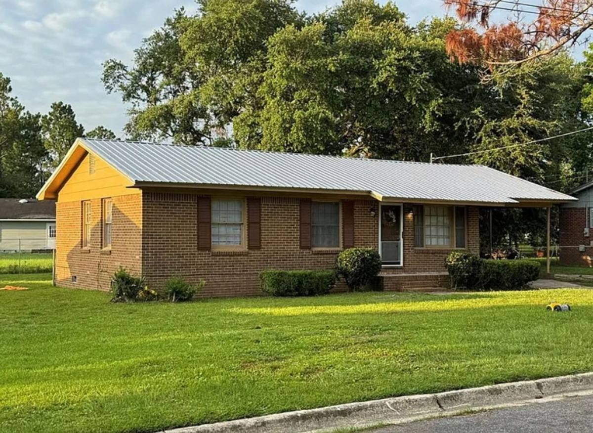 House for rent at 808 Glendale Ave, Douglas, GA 31534