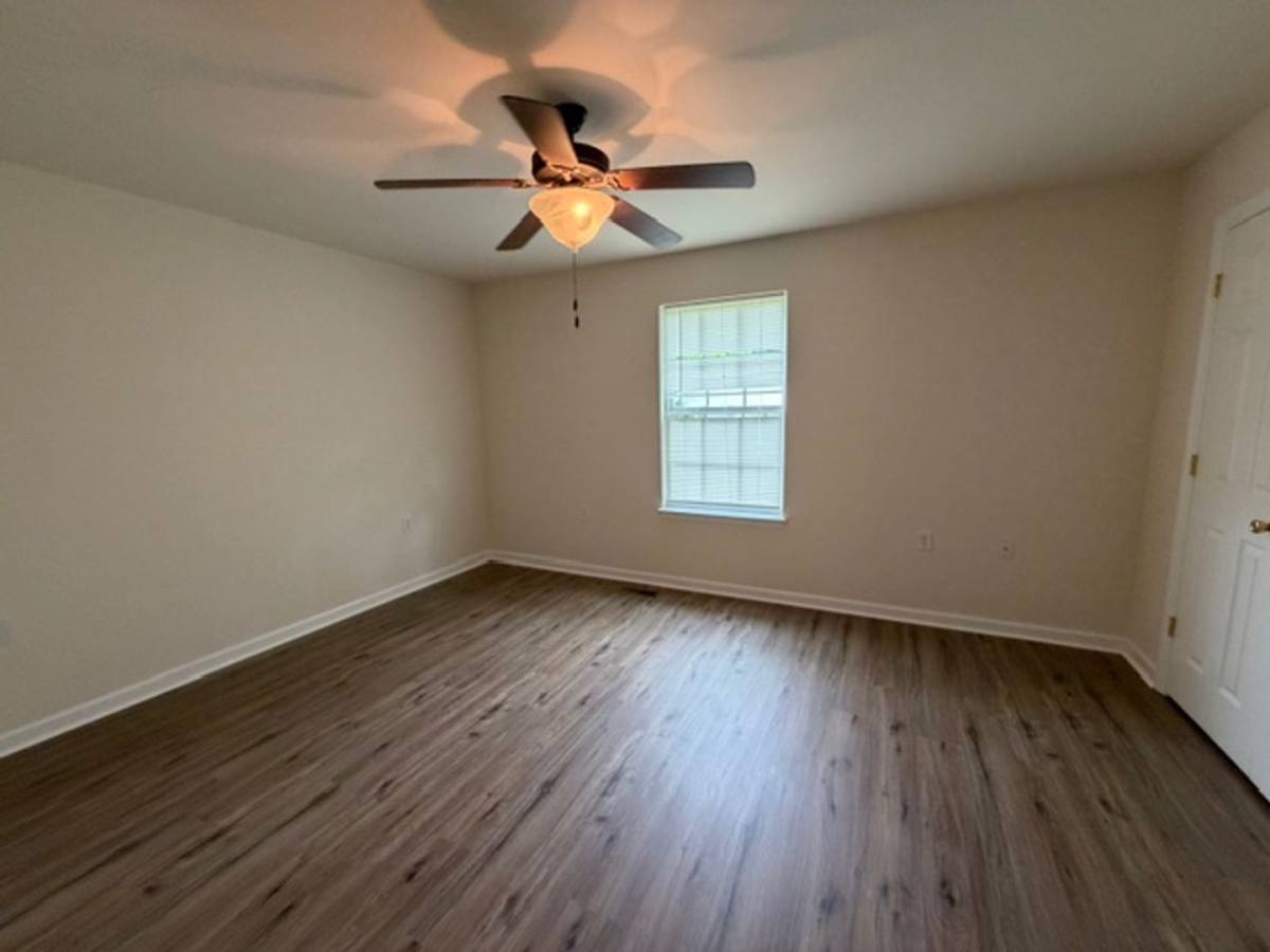 Apartment for rent at 1293 Pond St, Cleveland, TN 37311