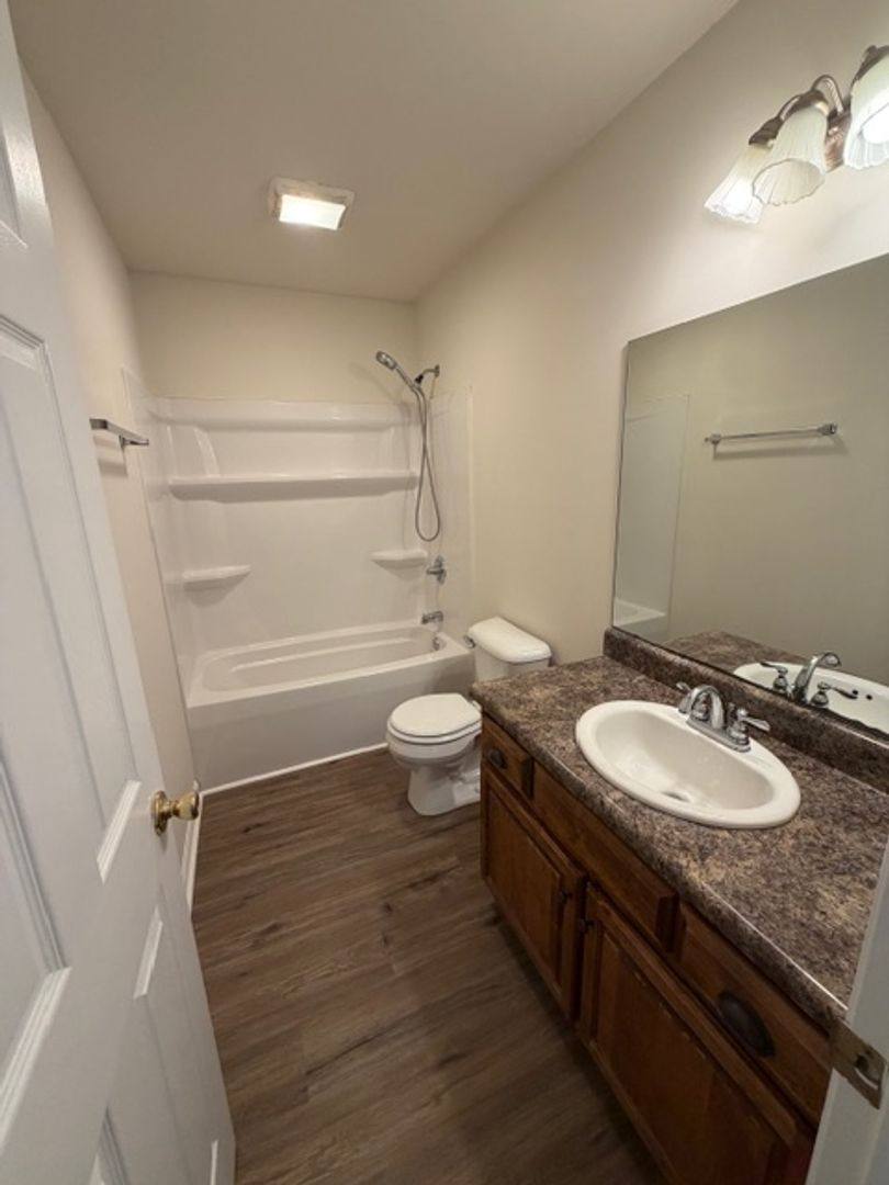 Apartment for rent at 1293 Pond St, Cleveland, TN 37311