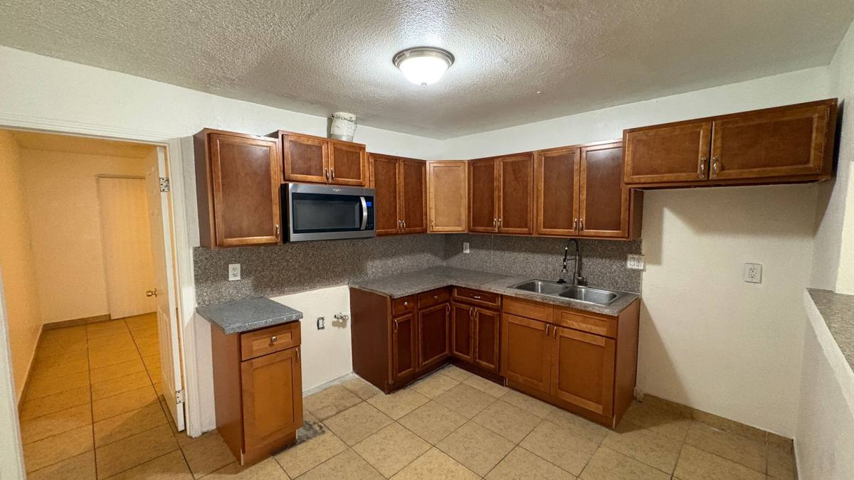 Apartment for rent at 2169 Sunrise Lane, San Bernardino, CA 92404