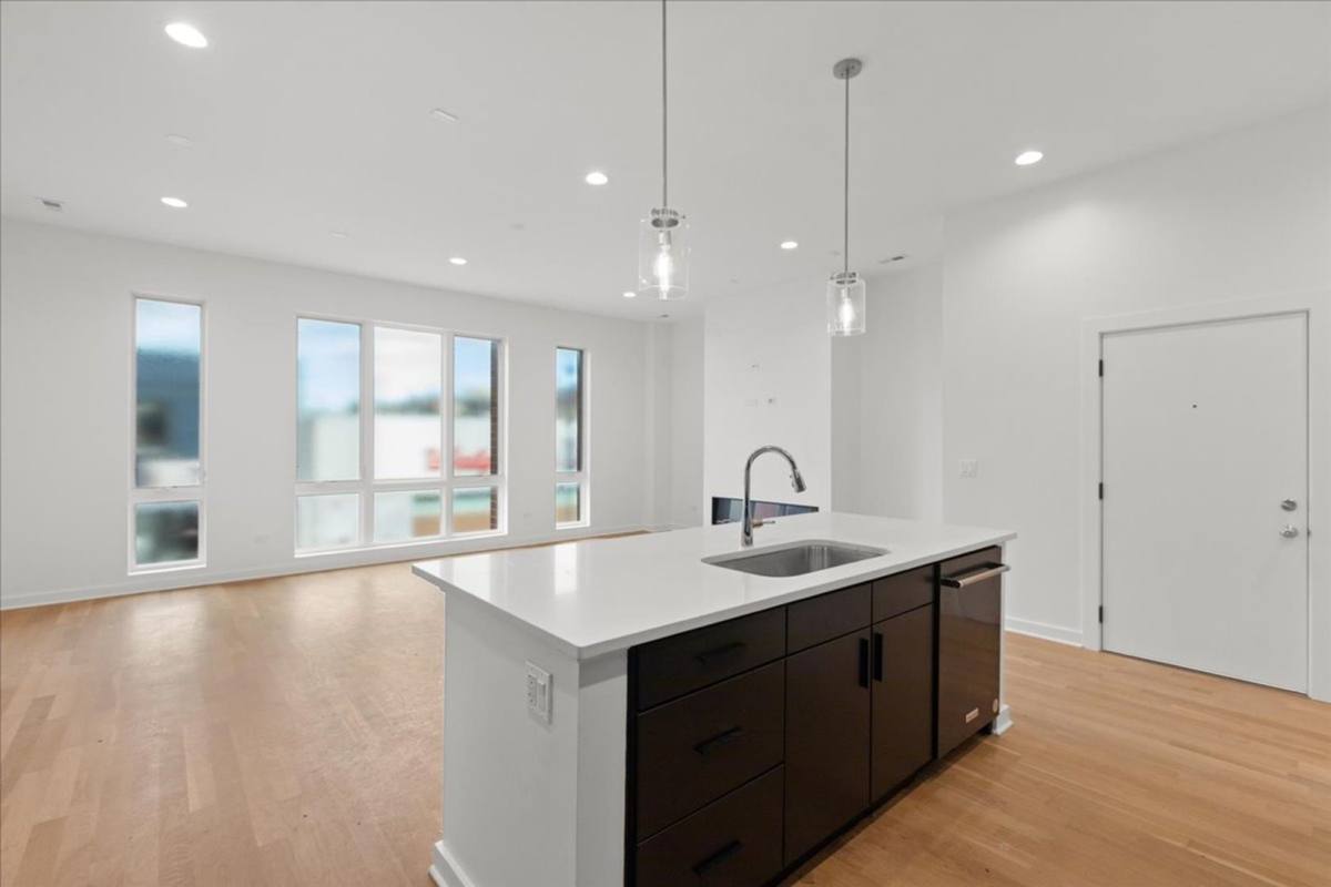 Apartment for rent at 1651 W Chicago Ave, Chicago, IL 60622