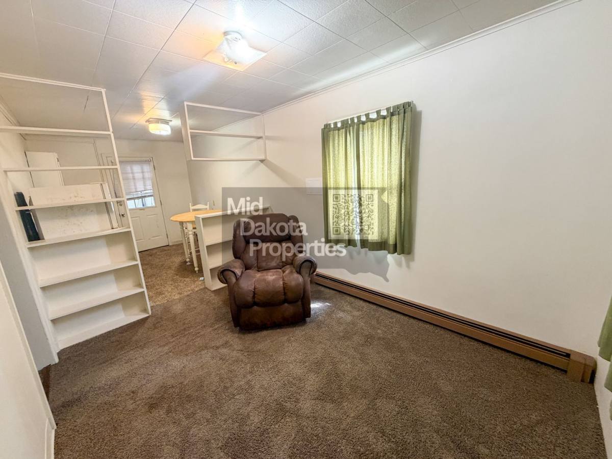 Apartment for rent at 221 E 9th Ave, Mitchell, SD 57301
