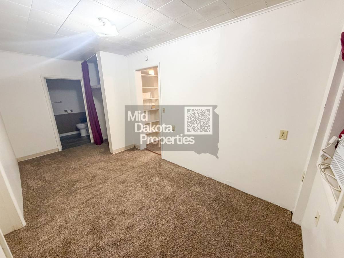 Apartment for rent at 221 E 9th Ave, Mitchell, SD 57301