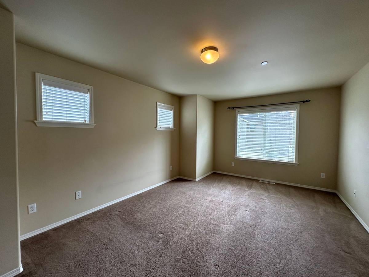 House for rent at 3021 McNeil St, Dupont, WA 98327