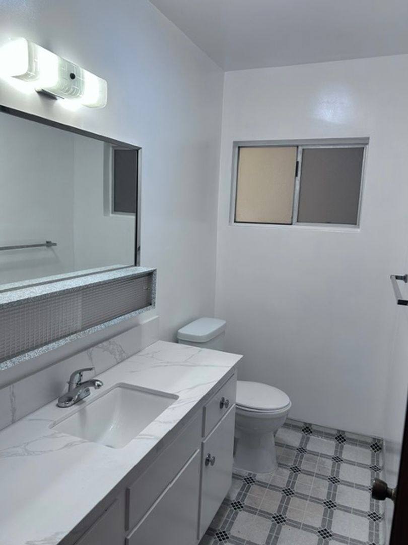 Apartment for rent at 1102-1104 W 23rd St, San Pedro, CA 90731