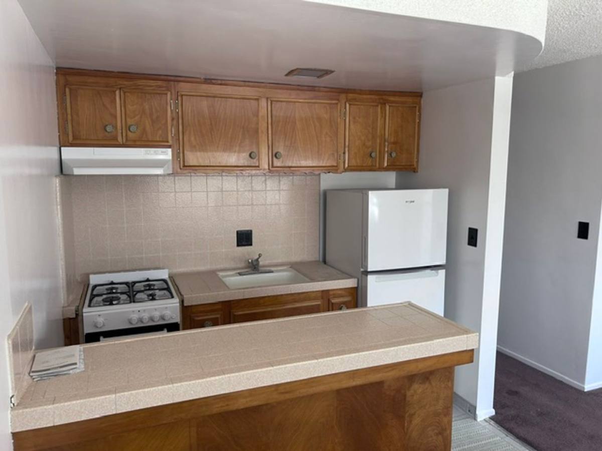 Apartment for rent at 1102-1104 W 23rd St, San Pedro, CA 90731