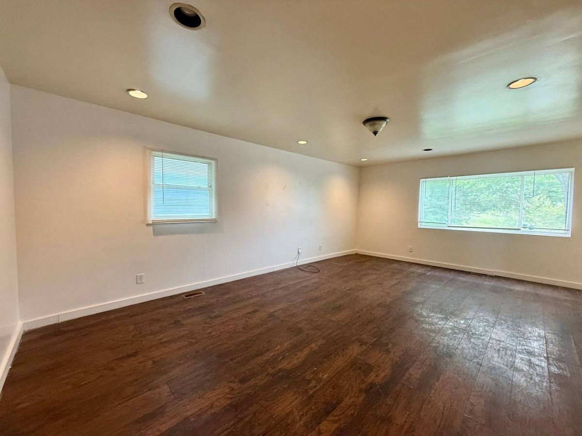 House for rent at 3149 N Gladstone Ave, Indianapolis, IN 46218