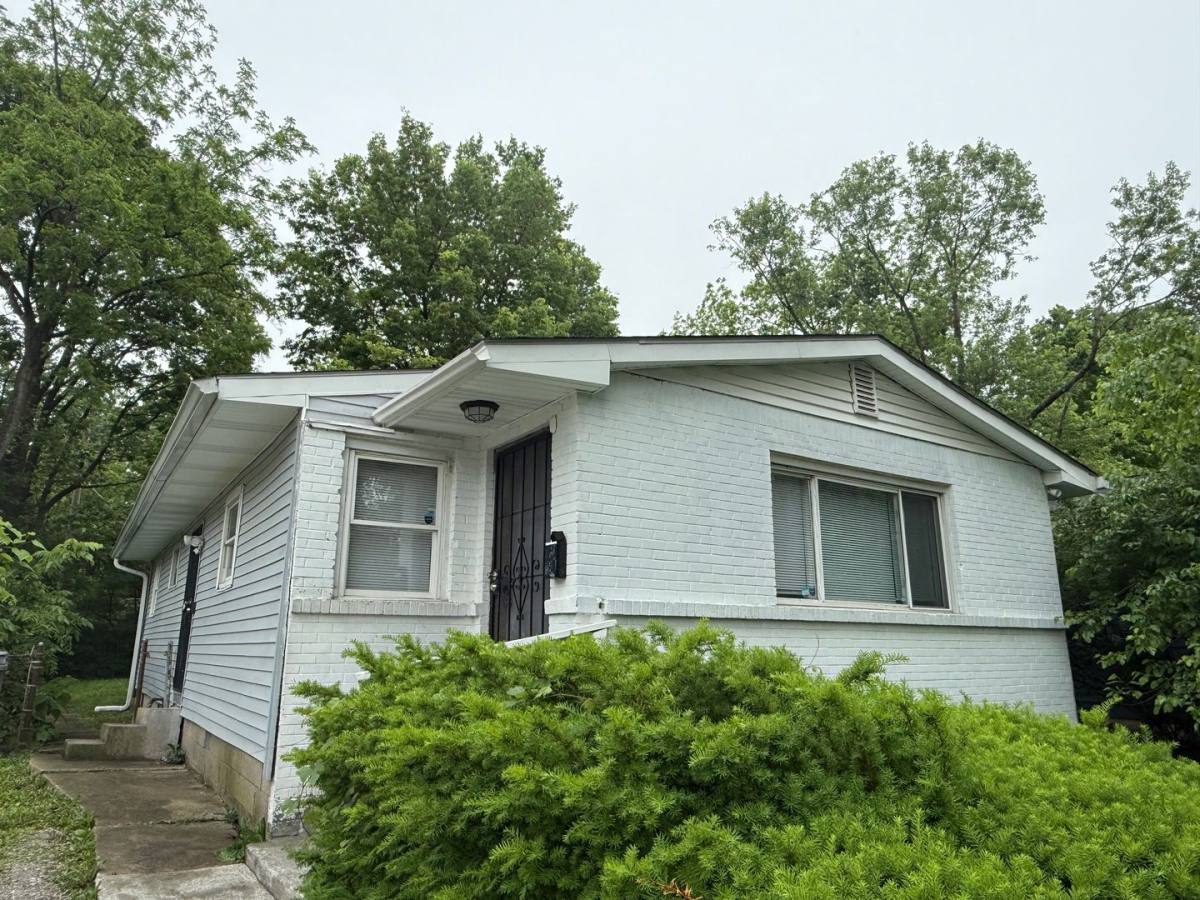 House for rent at 3149 N Gladstone Ave, Indianapolis, IN 46218