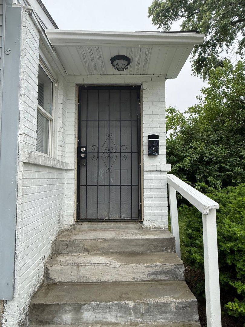House for rent at 3149 N Gladstone Ave, Indianapolis, IN 46218