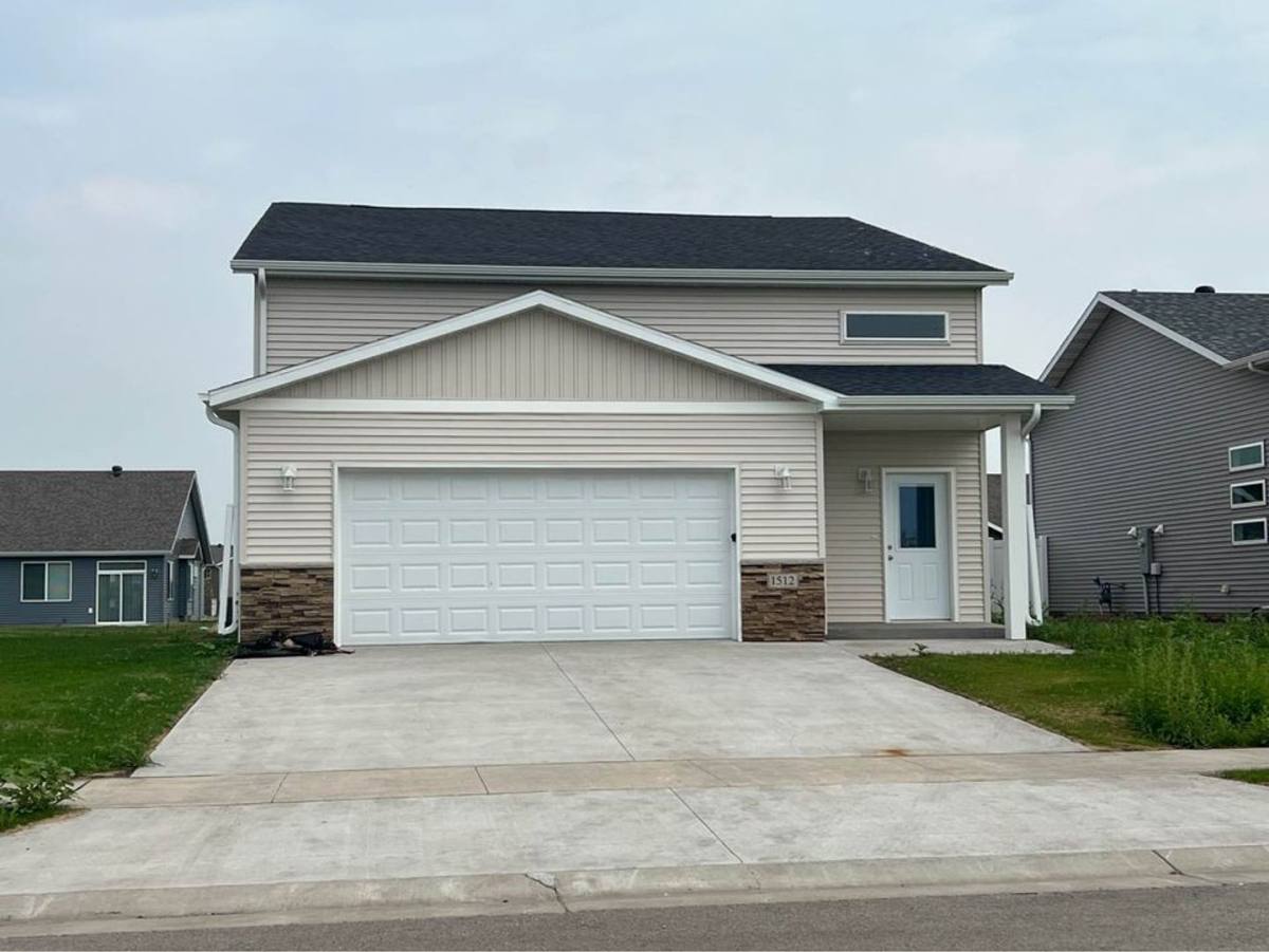 House for rent at 1512 Keystone Circle NE, Dilworth, MN 56529