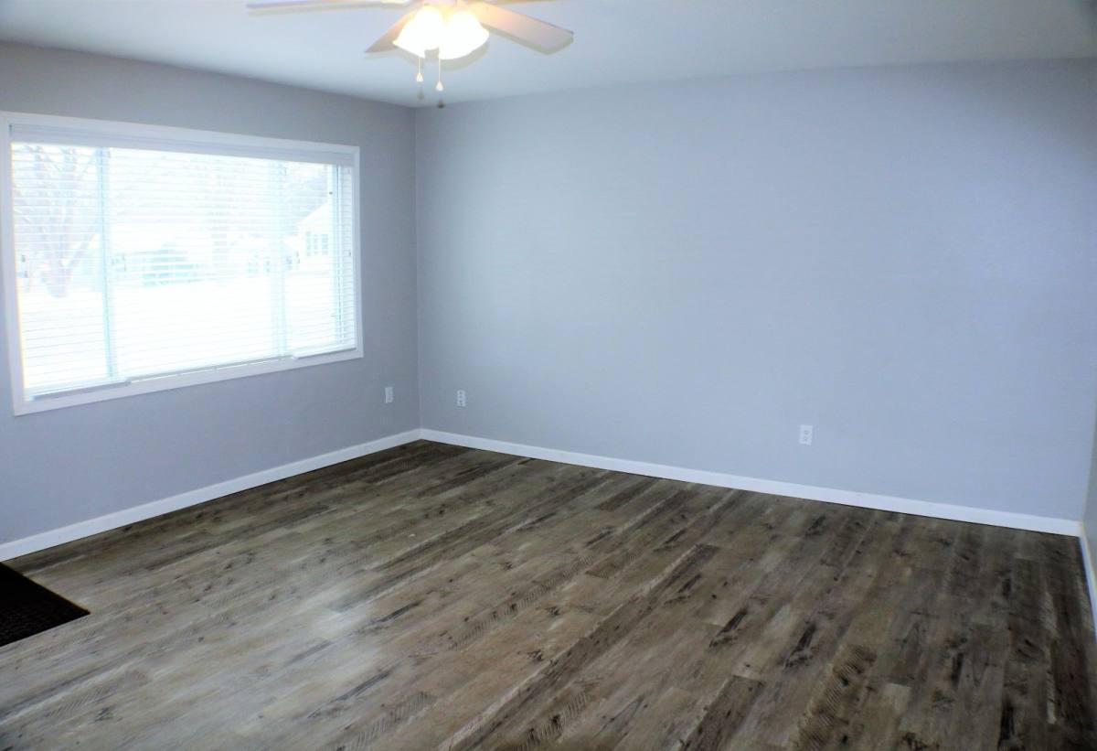 Apartment for rent at 1929 Muscatine Ave, Iowa City, IA 52240