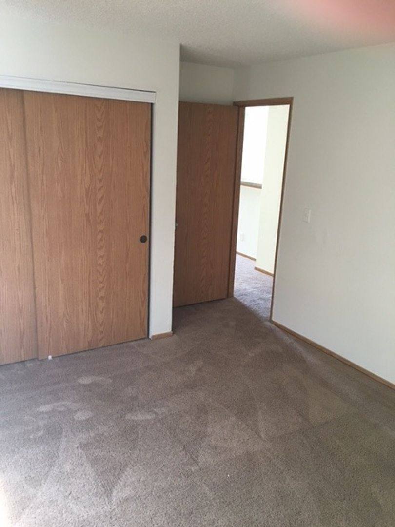 Apartment for rent at 1872 Cosmic Dr, Las Vegas, NV 89115
