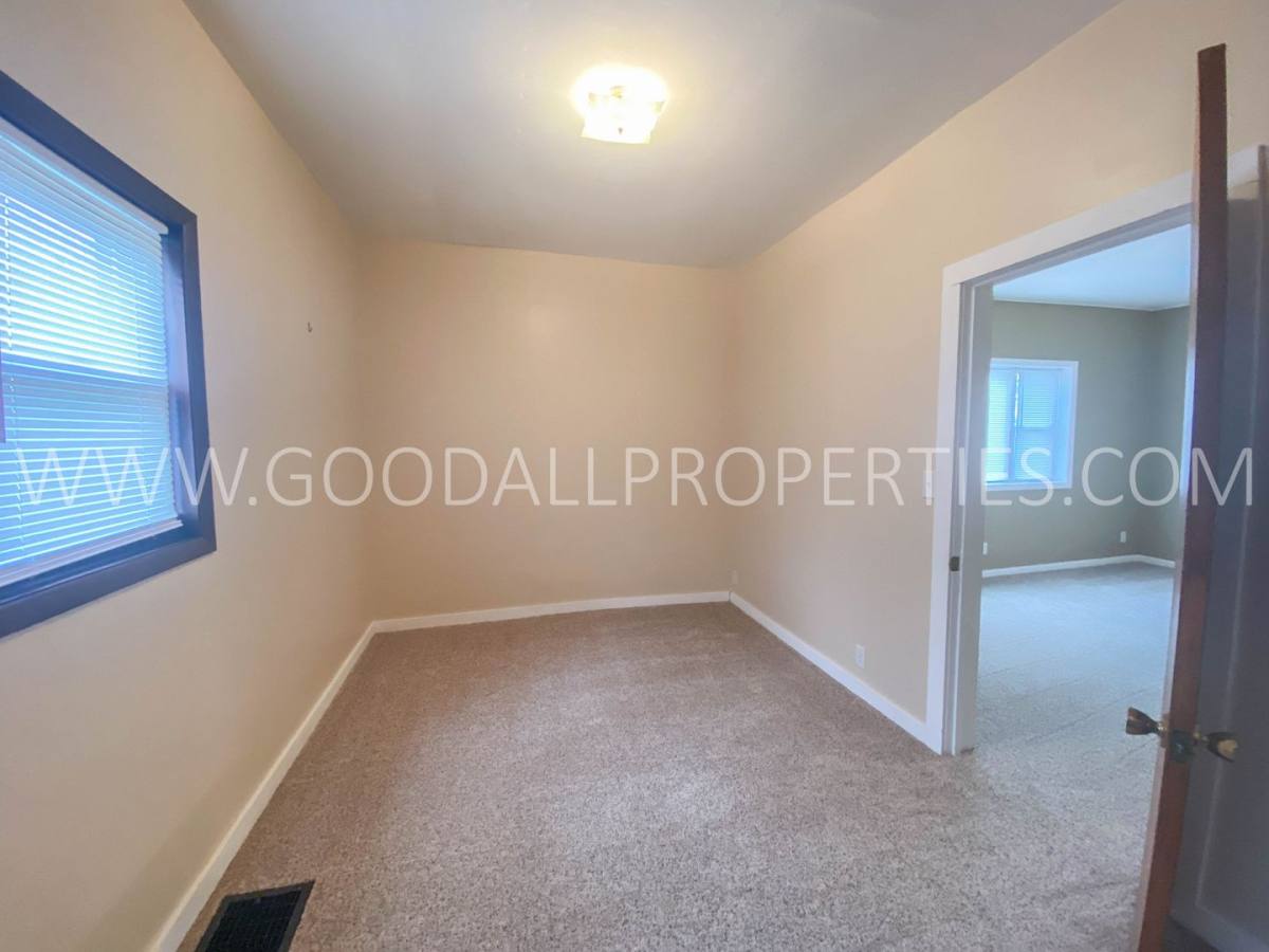 House for rent at 202 S 11th St, Adel, IA 50003