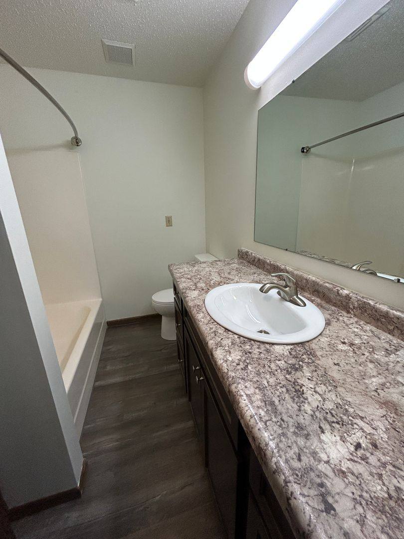 Townhouse for rent at 359 9th Ave E, Dickinson, ND 58601