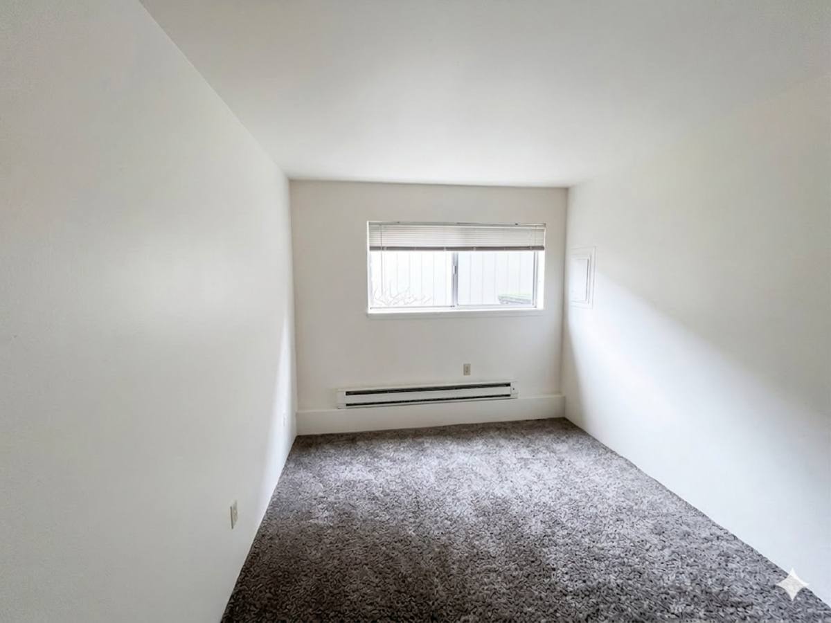Apartment for rent at 4616 SE Milwaukie, Portland, OR 97202