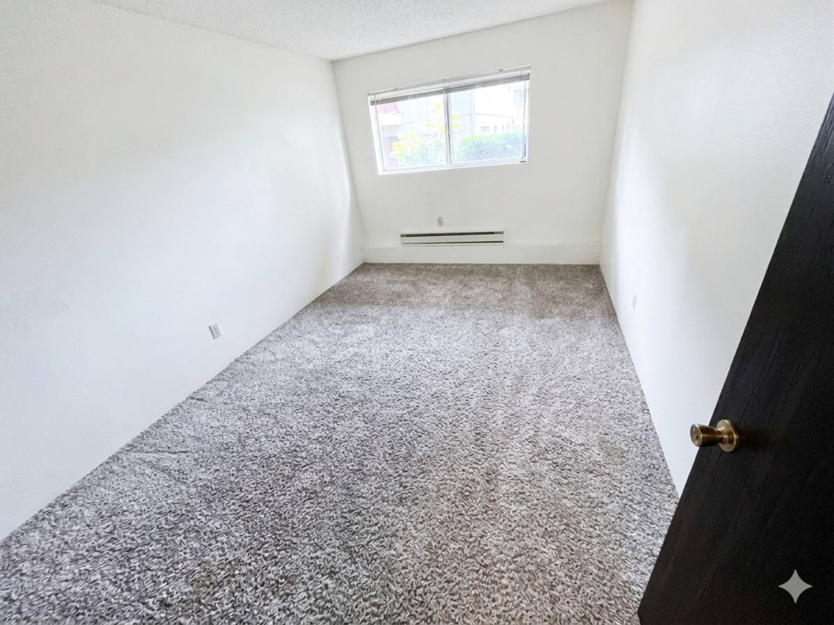 Apartment for rent at 4616 SE Milwaukie, Portland, OR 97202