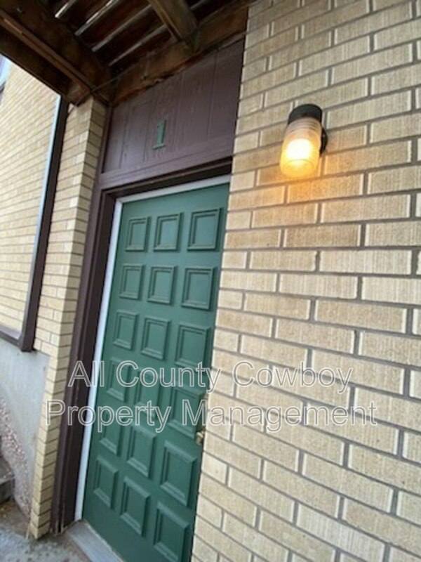 Apartment for rent at 1314 Gibbon St #E1, Laramie, WY 82072