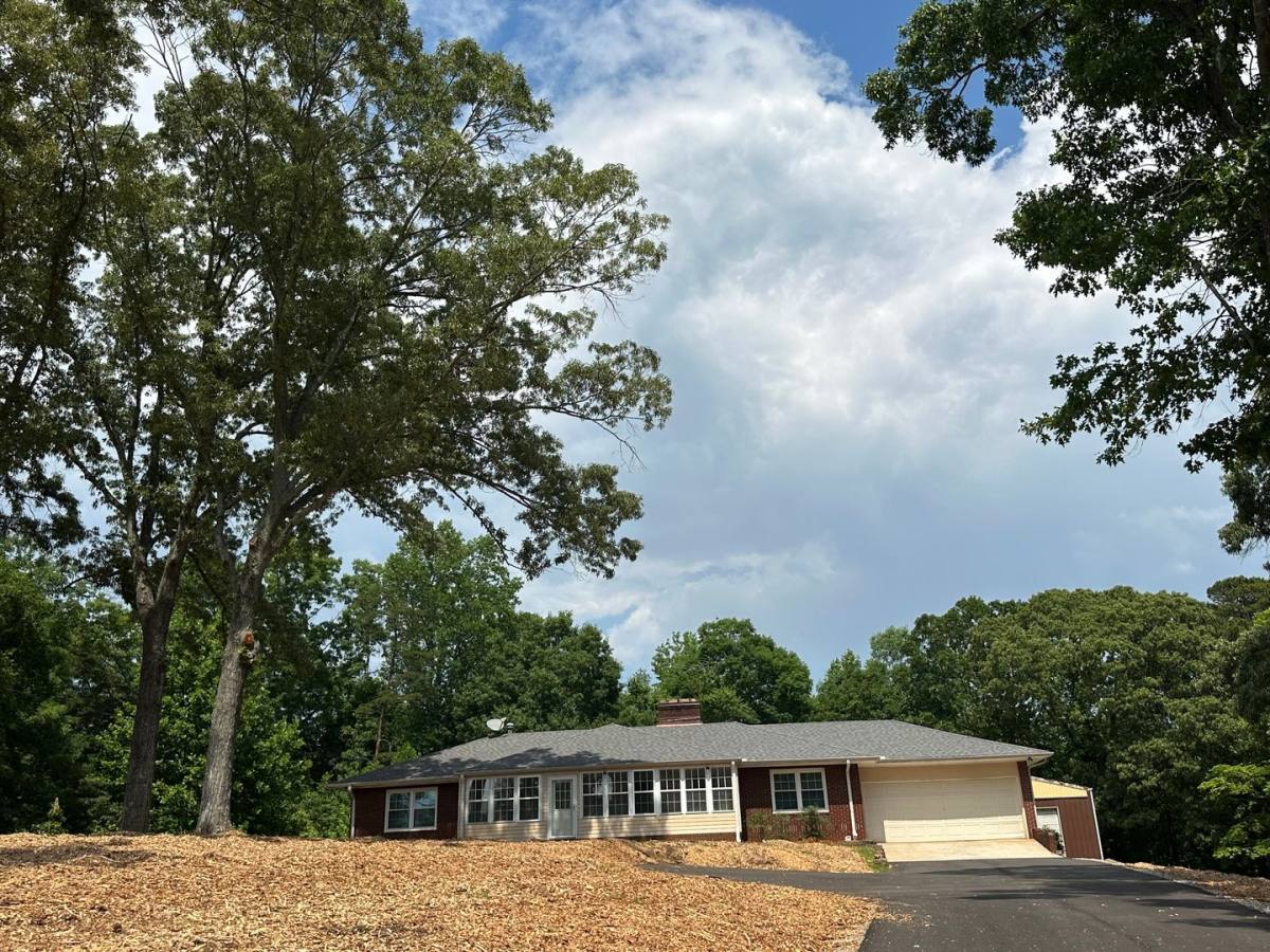 House for rent at 620 Nix Dr, Gainesville, GA 30501