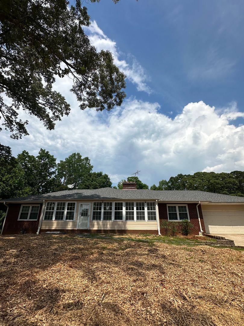 House for rent at 620 Nix Dr, Gainesville, GA 30501