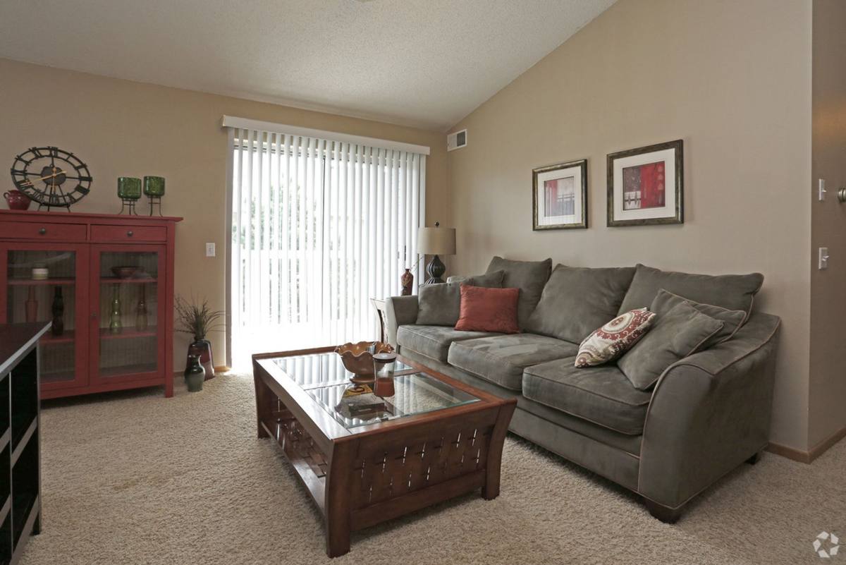 Apartment for rent at 705 Century Ave SW, Hutchinson, MN 55350
