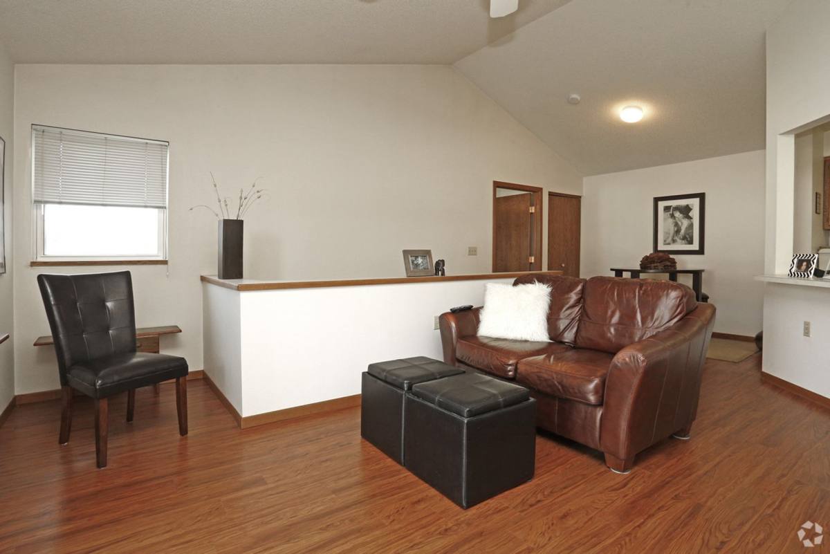 Apartment for rent at 705 Century Ave SW, Hutchinson, MN 55350