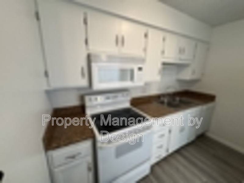 Apartment for rent at 1039 5th St #7, West Des Moines, IA 50265