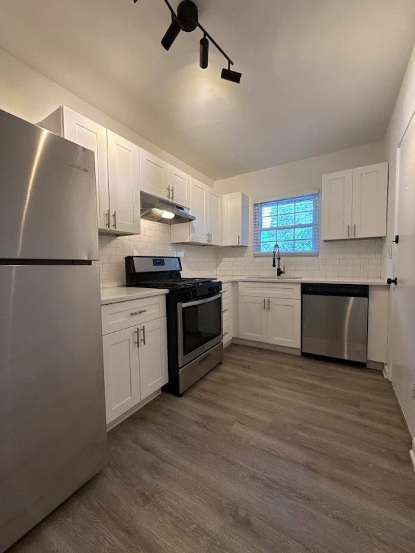 Apartment for rent at 401 Clifton Rd, Atlanta, GA 30307