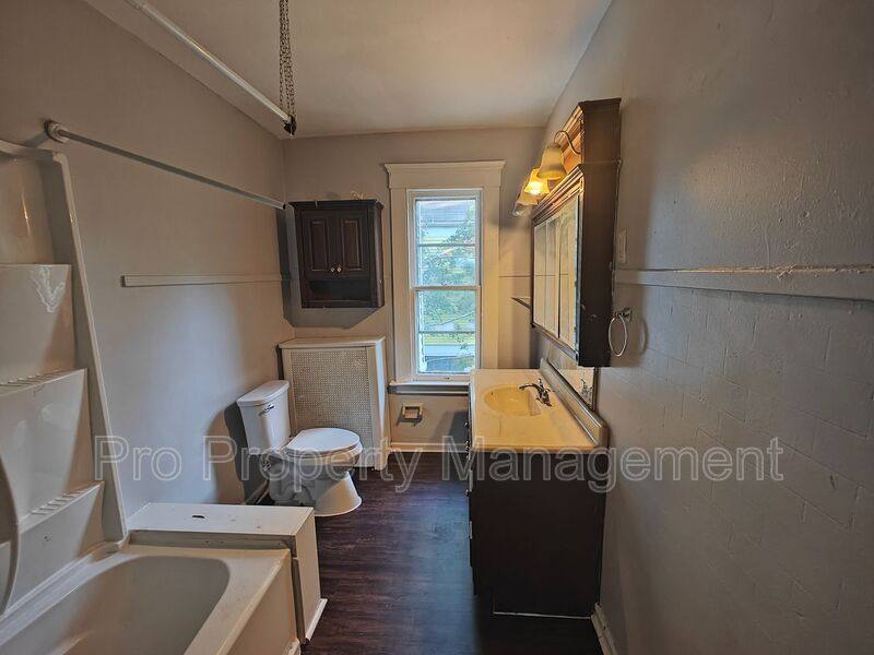 Apartment for rent at 83 Norton St - 2nd Floor, New Haven, CT 06511