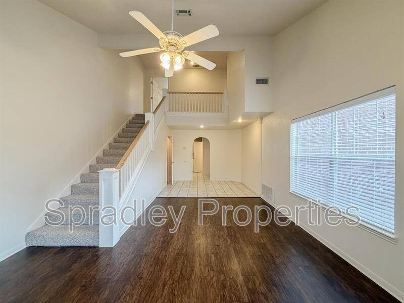 Townhouse for rent at 2024 S 55th St, Temple, TX 76504