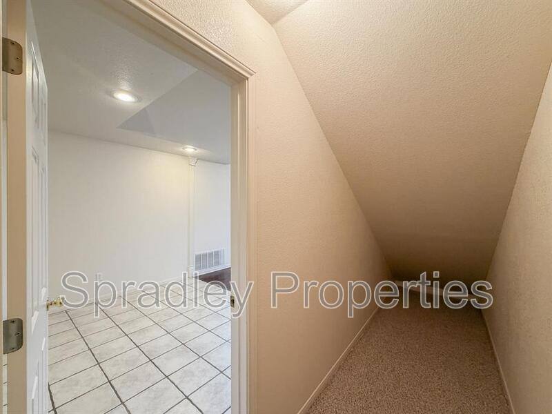 Townhouse for rent at 2024 S 55th St, Temple, TX 76504