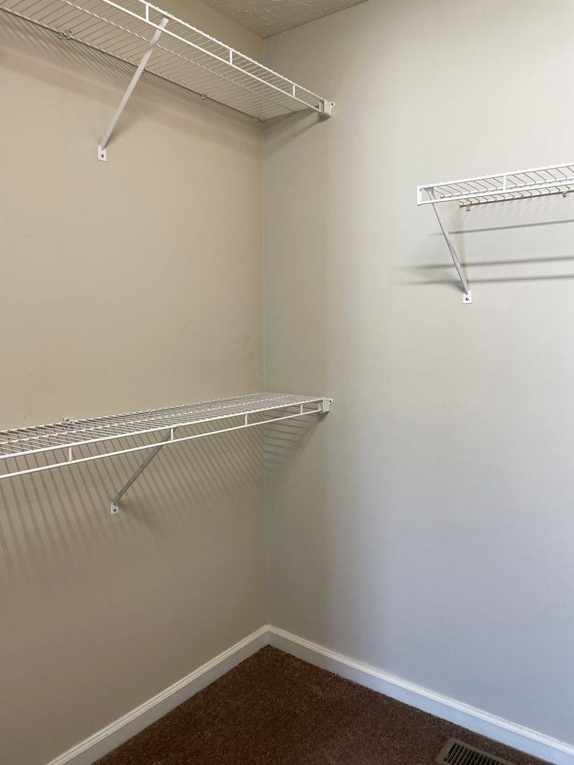 Apartment for rent at 393 Lower Stone Ave #B, Bowling Green, KY 42101