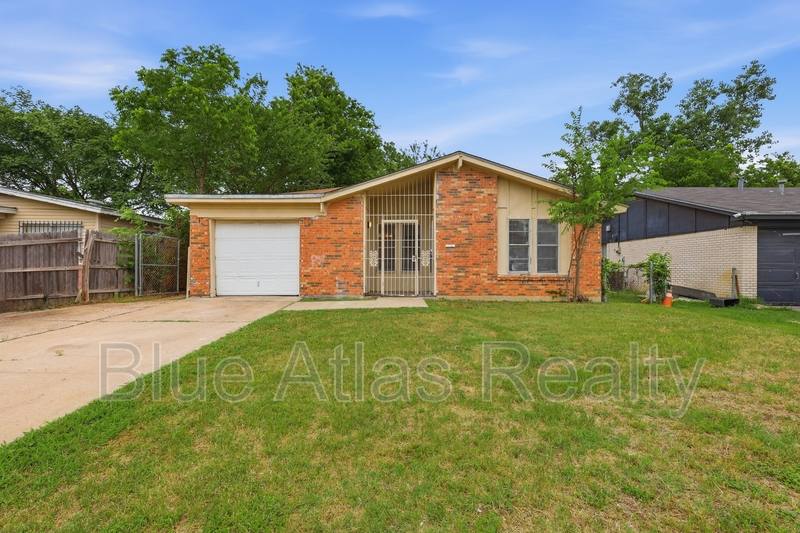 House for rent at 5055 Virgil St, Fort Worth, TX 76119