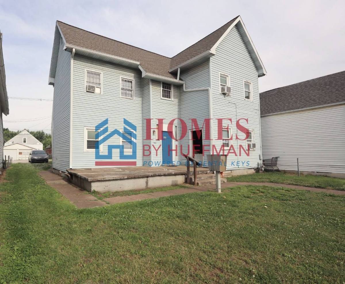 Apartment for rent at 914 N First Ave, Evansville, IN 47710