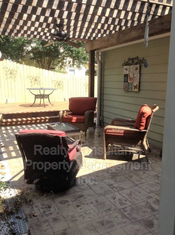 House for rent at 2461 Lyndhurst Ave, Winston Salem, NC 27103