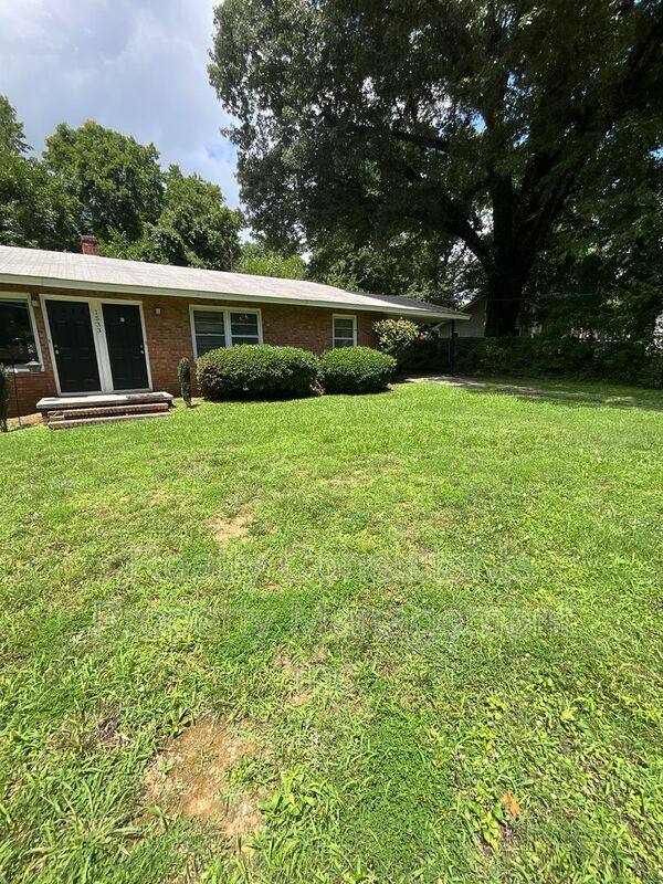 House for rent at 1533 Beaucrest Ave #B, High Point, NC 27265