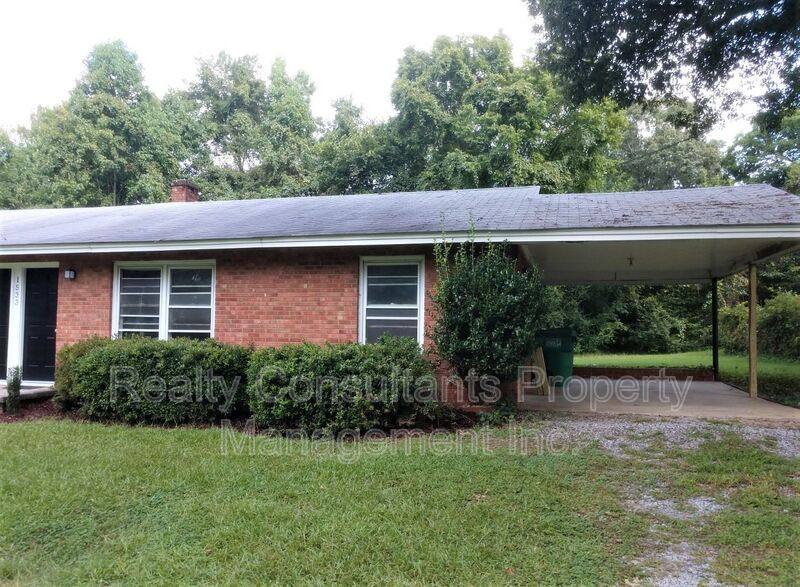 House for rent at 1533 Beaucrest Ave #B, High Point, NC 27265