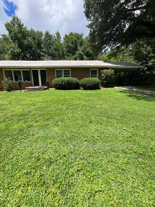 House for rent at 1533 Beaucrest Ave #B, High Point, NC 27265
