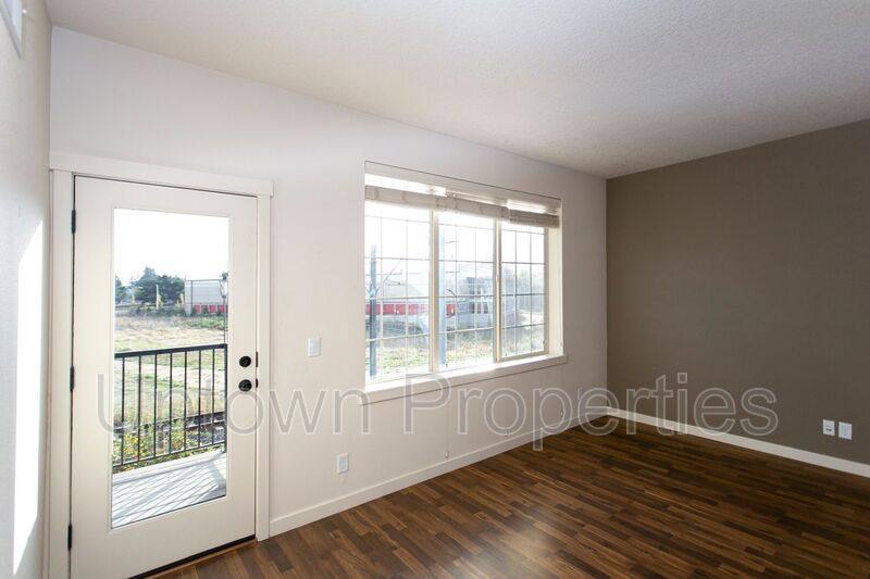 Townhouse for rent at 7894 NE Miriam Way, Beaverton, OR 97006