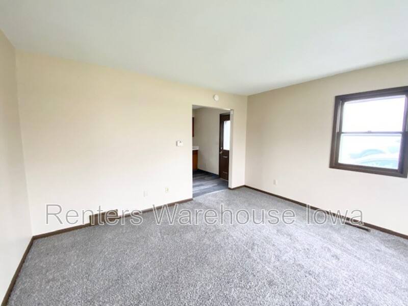 Apartment for rent at 3314 Valdez Court, Des Moines, IA 50310