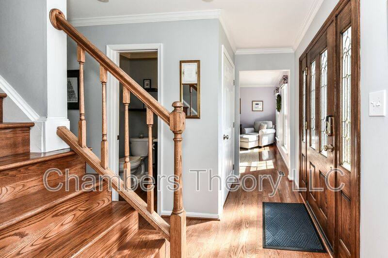 House for rent at 1412 Kingsvale Circle, Herndon, VA 20170