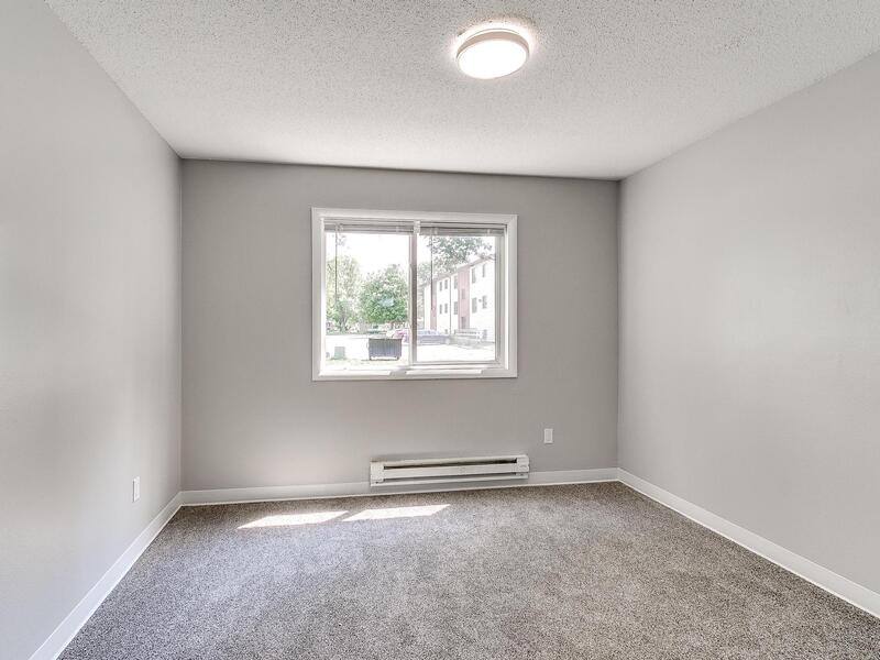 Apartment for rent at 1014-1028 Shagbark Dr #8, Nevada, IA 50201