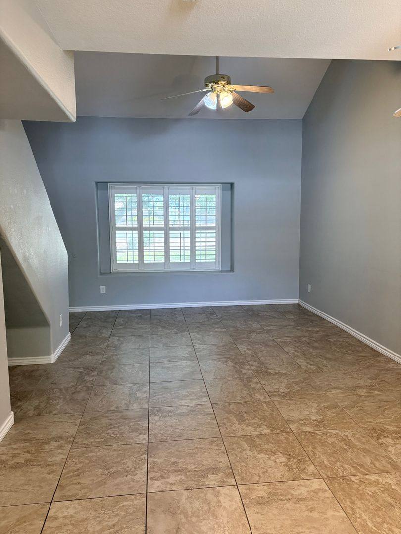 Townhouse for rent at 860 N McQueen, Gilbert, AZ 85295