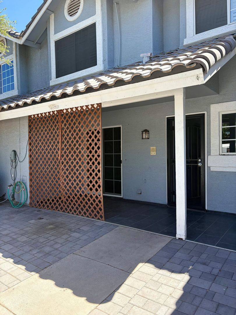 Townhouse for rent at 860 N McQueen, Gilbert, AZ 85295