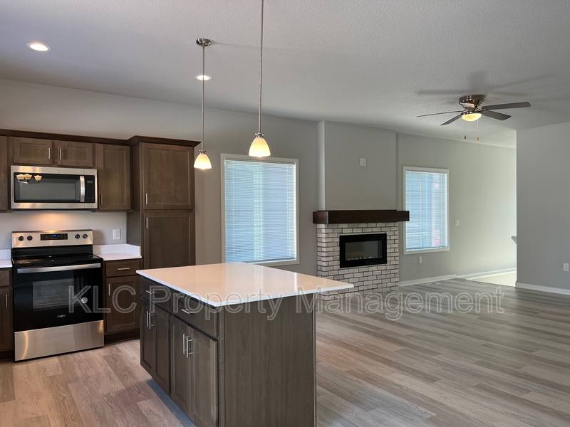 House for rent at 616 First St NW, Bondurant, IA 50035