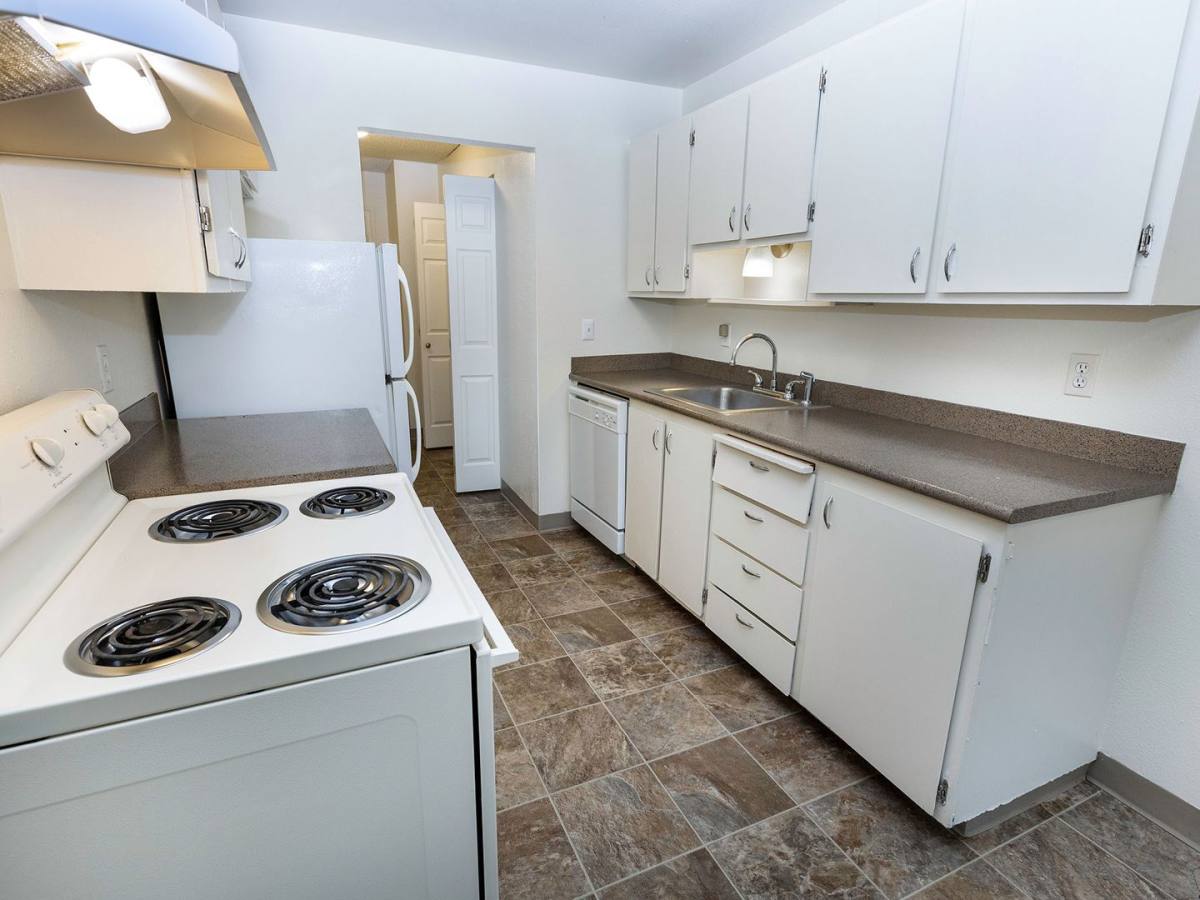 Apartment for rent at 9730 SW 35th Dr, Portland, OR 97219