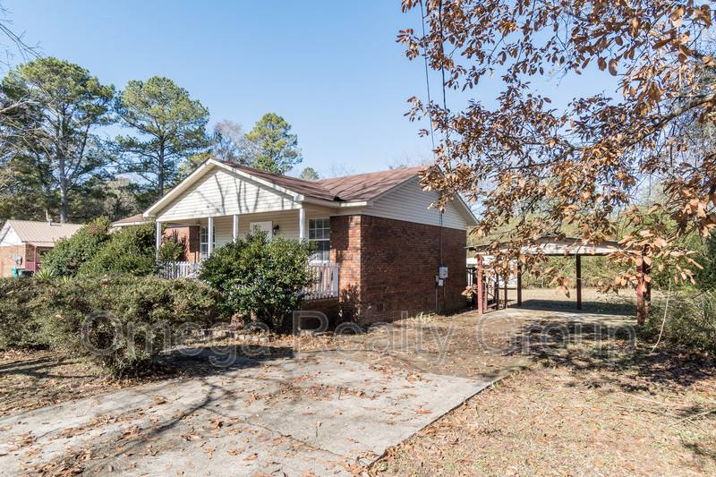 House for rent at 41 Dana Dr, Montevallo, AL 35115