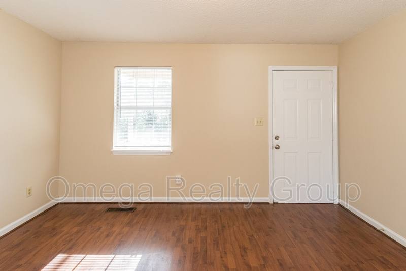 House for rent at 41 Dana Dr, Montevallo, AL 35115