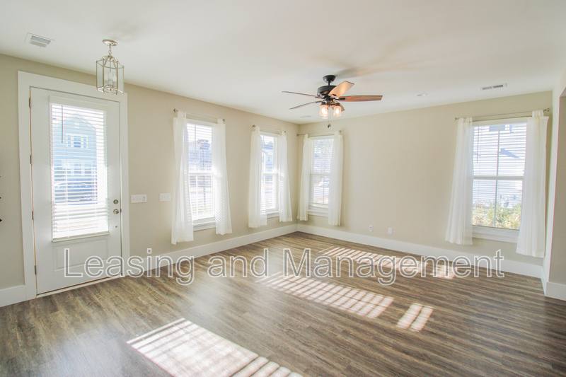 House for rent at 286 Great Lawn Dr, Summerville, SC 29486