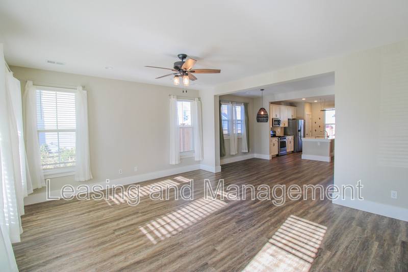 House for rent at 286 Great Lawn Dr, Summerville, SC 29486